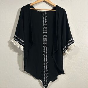 Steve Madden Embroidered Fringe Kimono‎ OSFM Black Boho Open Front Wrap One Size